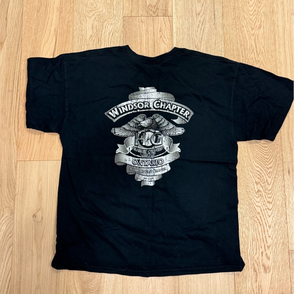 Windsor Chapter Tee - Picture 2 of 2